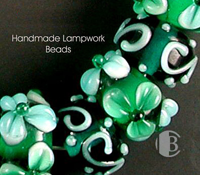 glass bead partial detailed view