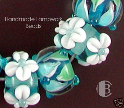 glass bead partial detailed view